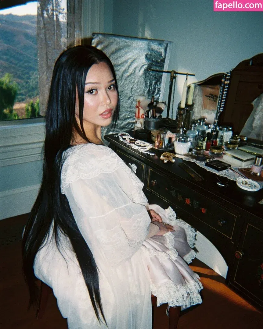 Bella Poarch Onlyfans Photo Gallery 