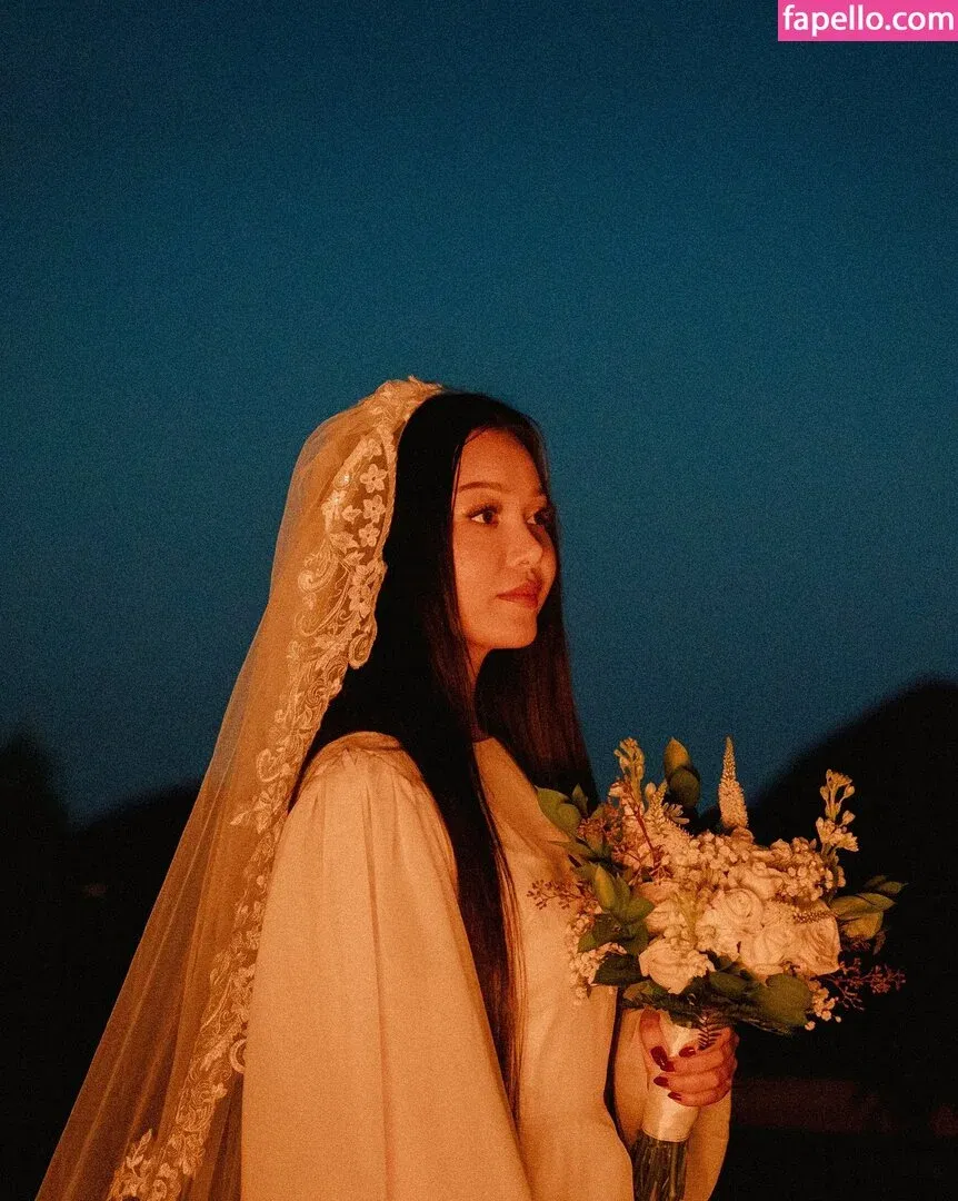 Bella Poarch Onlyfans Photo Gallery 