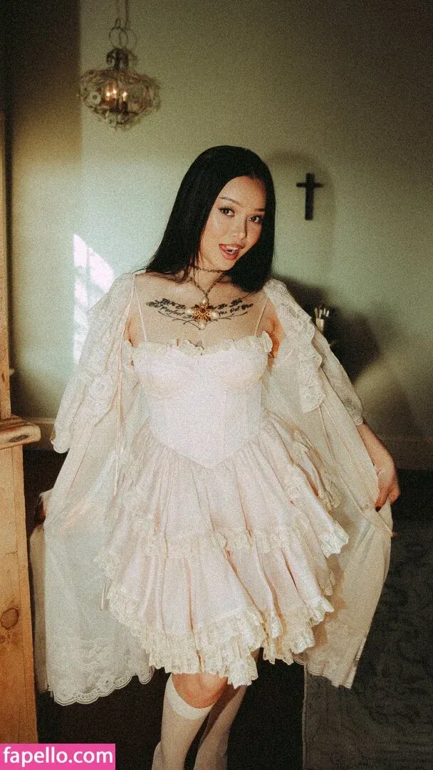 Bella Poarch Onlyfans Photo Gallery 