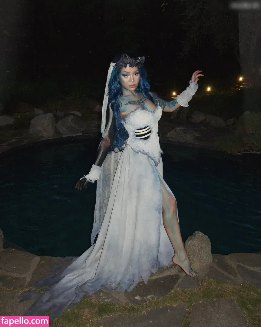 Bella Poarch Onlyfans Photo Gallery 