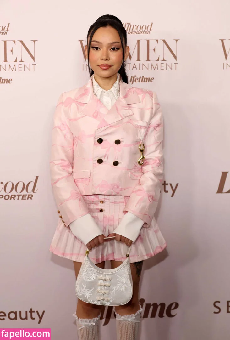 Bella Poarch Onlyfans Photo Gallery 