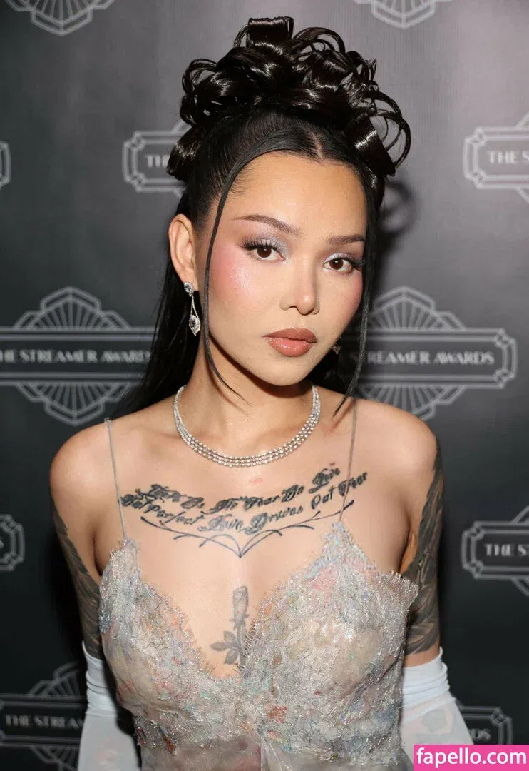 Bella Poarch Onlyfans Photo Gallery 