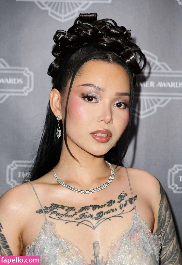 Bella Poarch Onlyfans Photo Gallery 