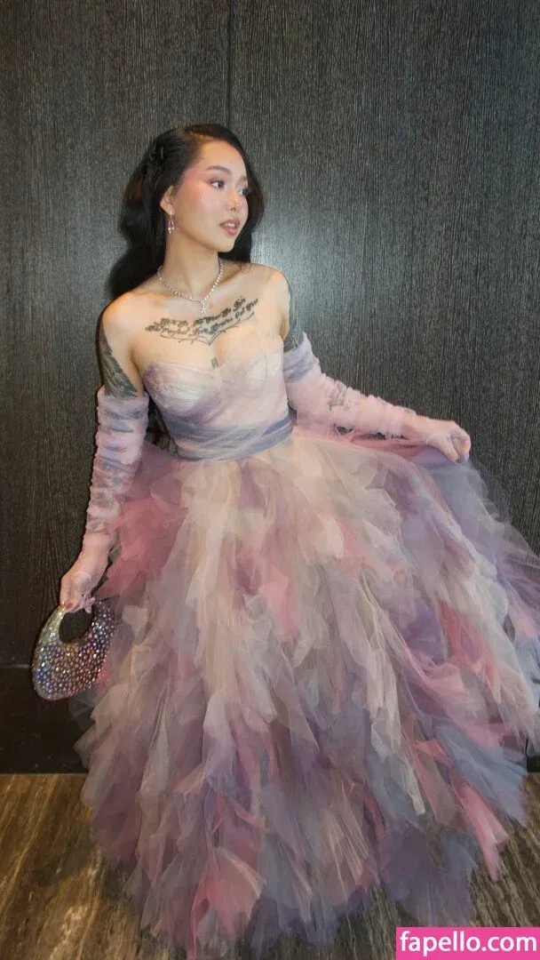 Bella Poarch Onlyfans Photo Gallery 