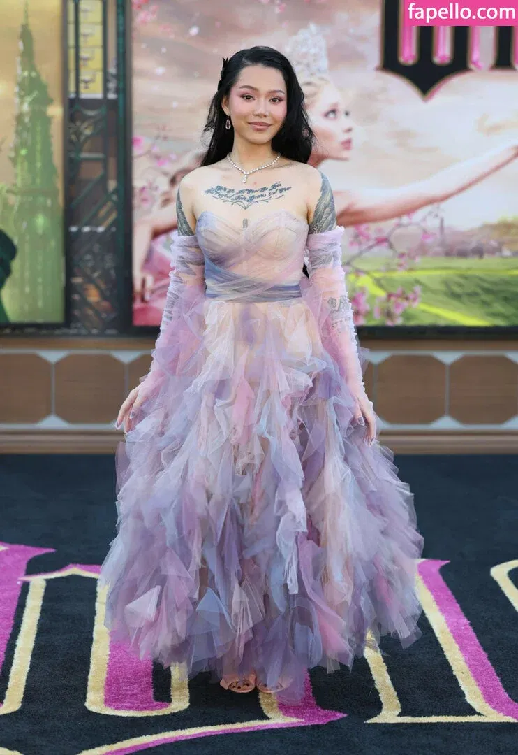 Bella Poarch Onlyfans Photo Gallery 