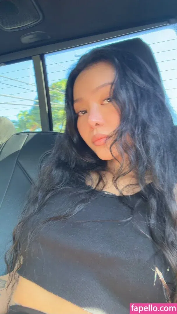 Bella Poarch Onlyfans Photo Gallery 