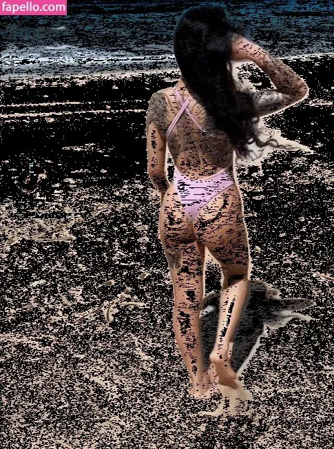 Bella Poarch Onlyfans Photo Gallery 