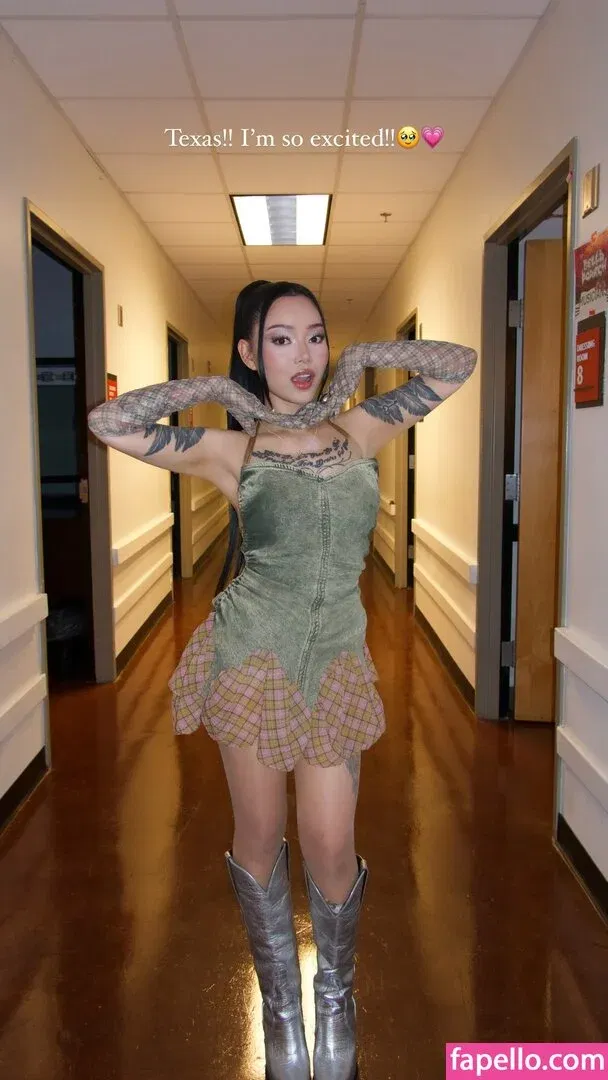 Bella Poarch Onlyfans Photo Gallery 