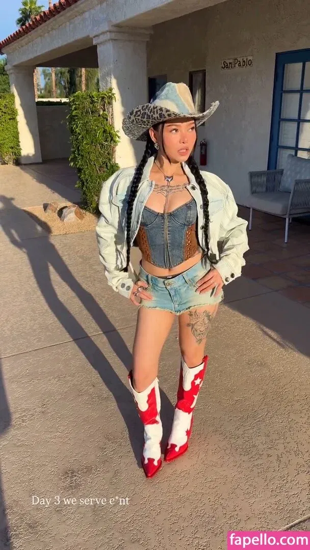 Bella Poarch Onlyfans Photo Gallery 