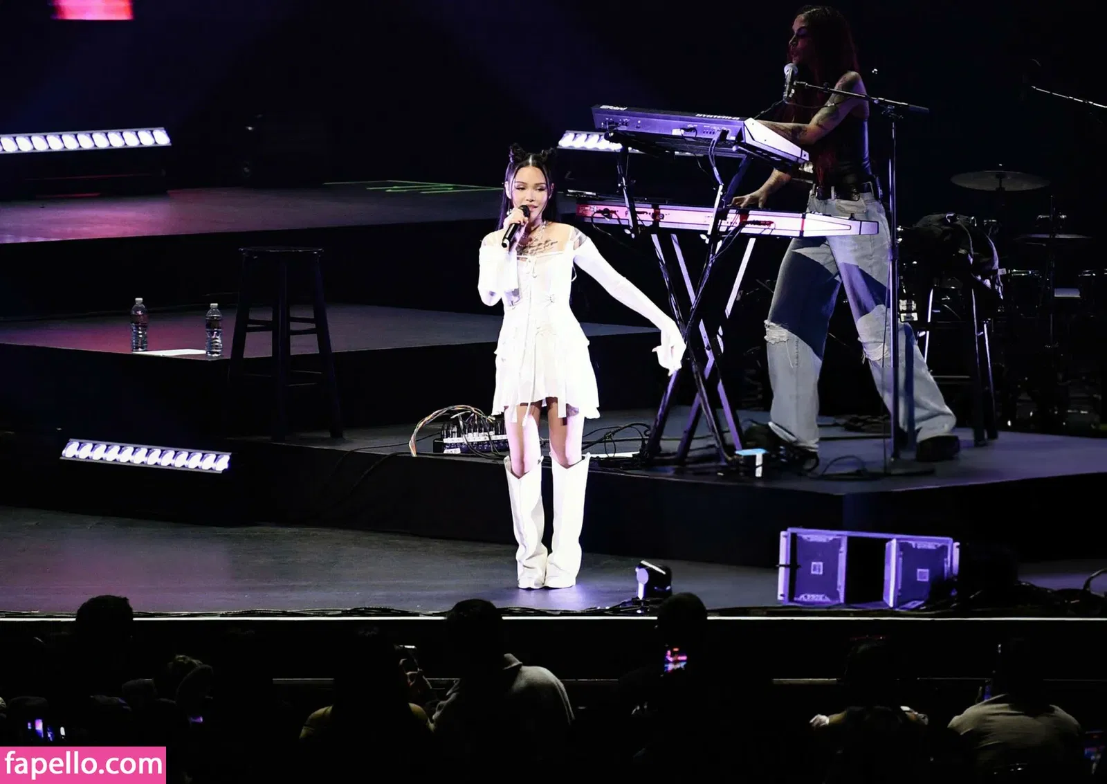 Bella Poarch Onlyfans Photo Gallery 