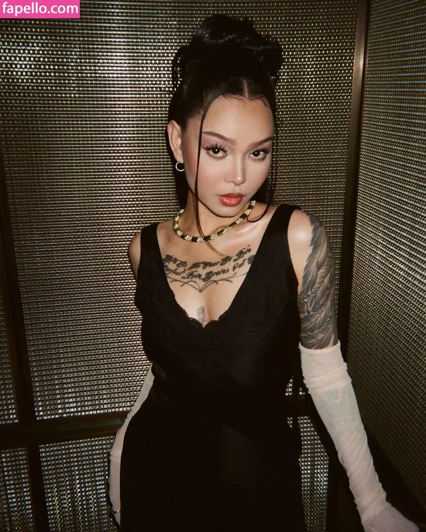 Bella Poarch Onlyfans Photo Gallery 