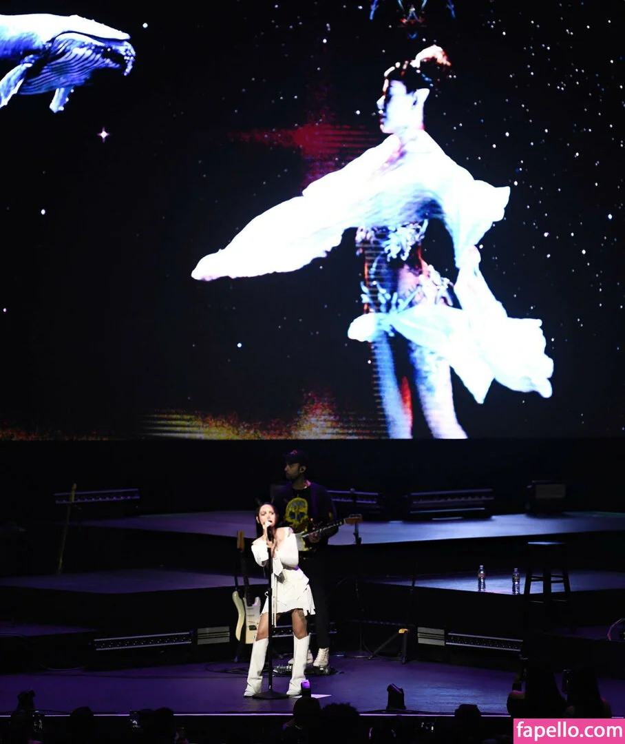 Bella Poarch Onlyfans Photo Gallery 