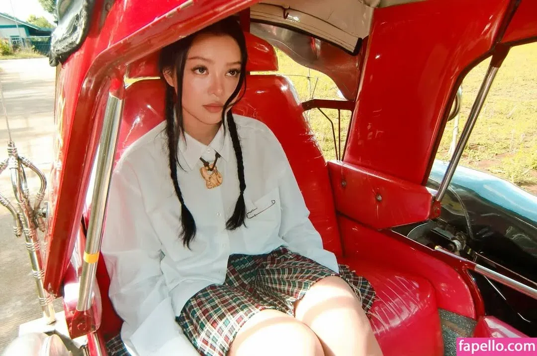 Bella Poarch Onlyfans Photo Gallery 