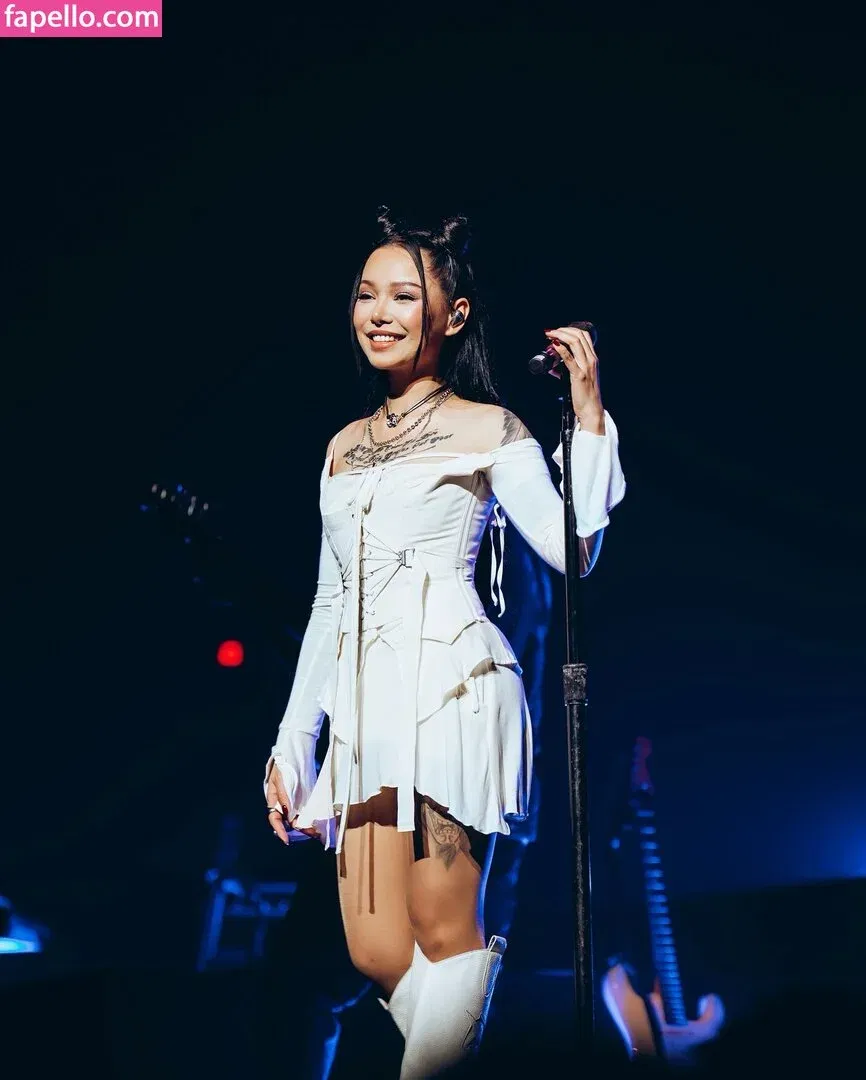 Bella Poarch Onlyfans Photo Gallery 