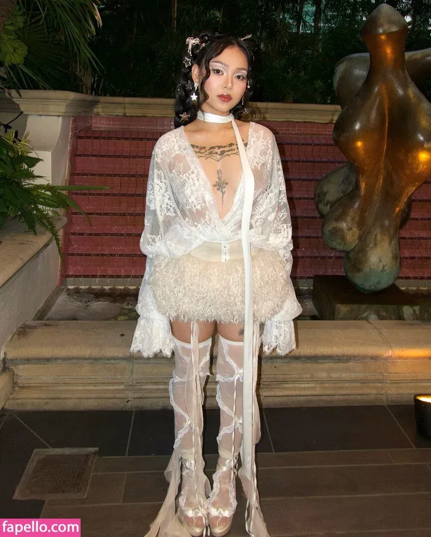 Bella Poarch Onlyfans Photo Gallery 