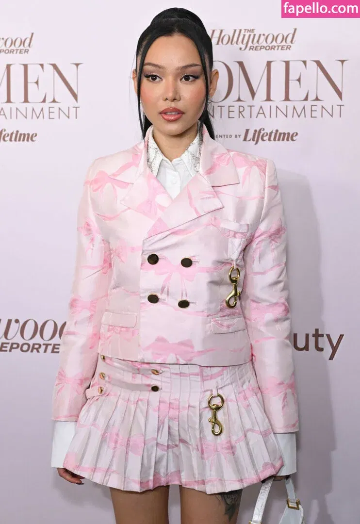 Bella Poarch Onlyfans Photo Gallery 