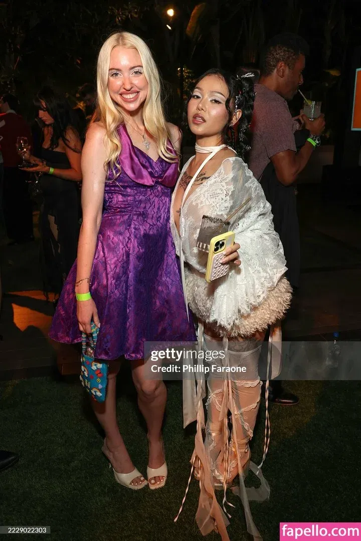 Bella Poarch Onlyfans Photo Gallery 