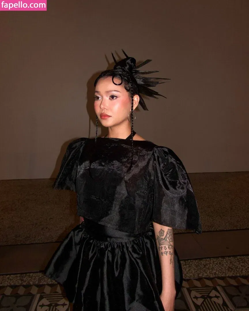 Bella Poarch Onlyfans Photo Gallery 