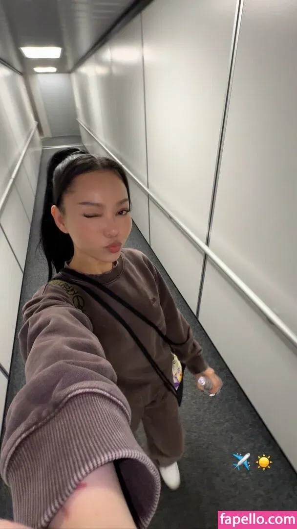 Bella Poarch Onlyfans Photo Gallery 