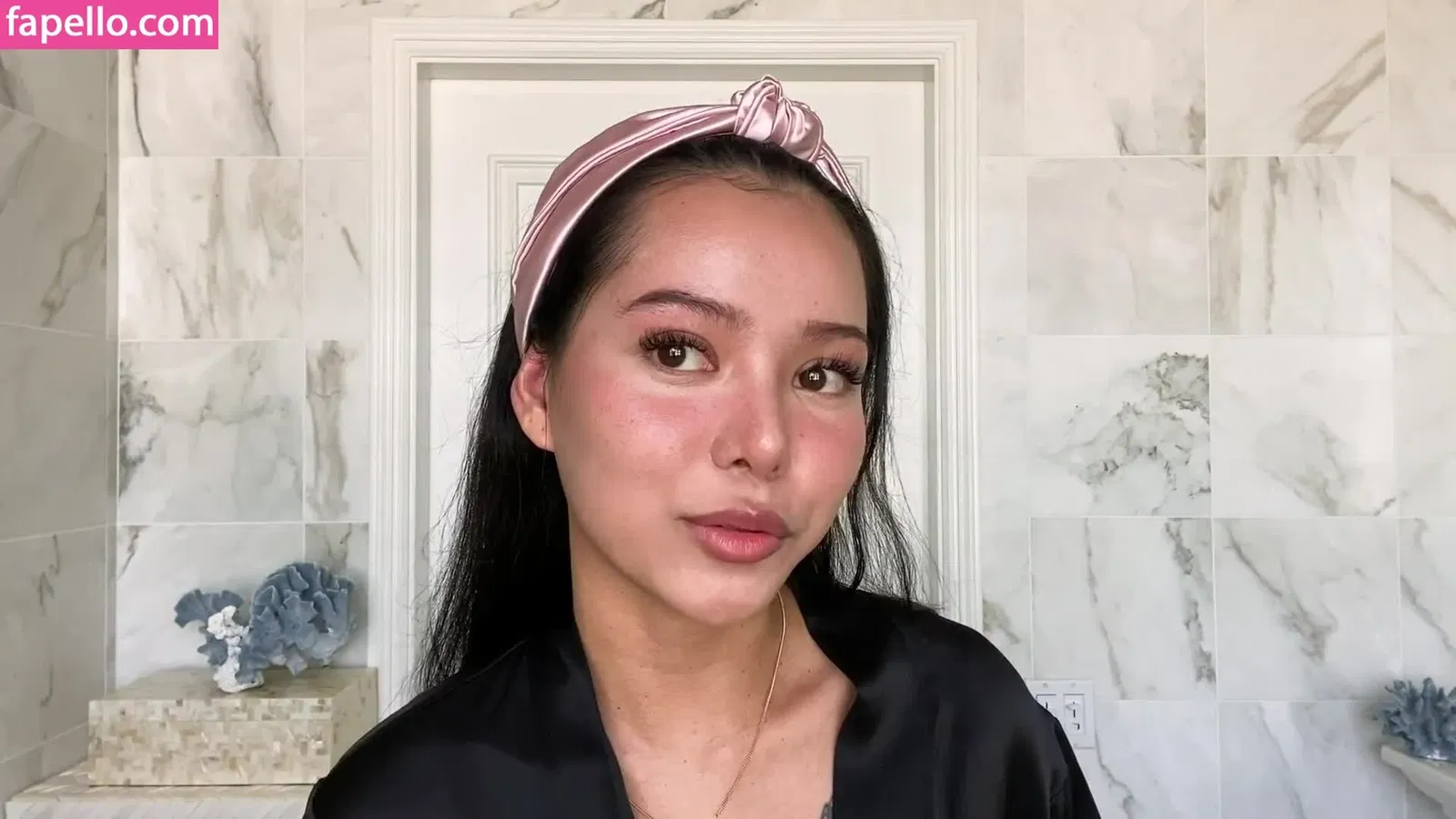 Bella Poarch Onlyfans Photo Gallery 