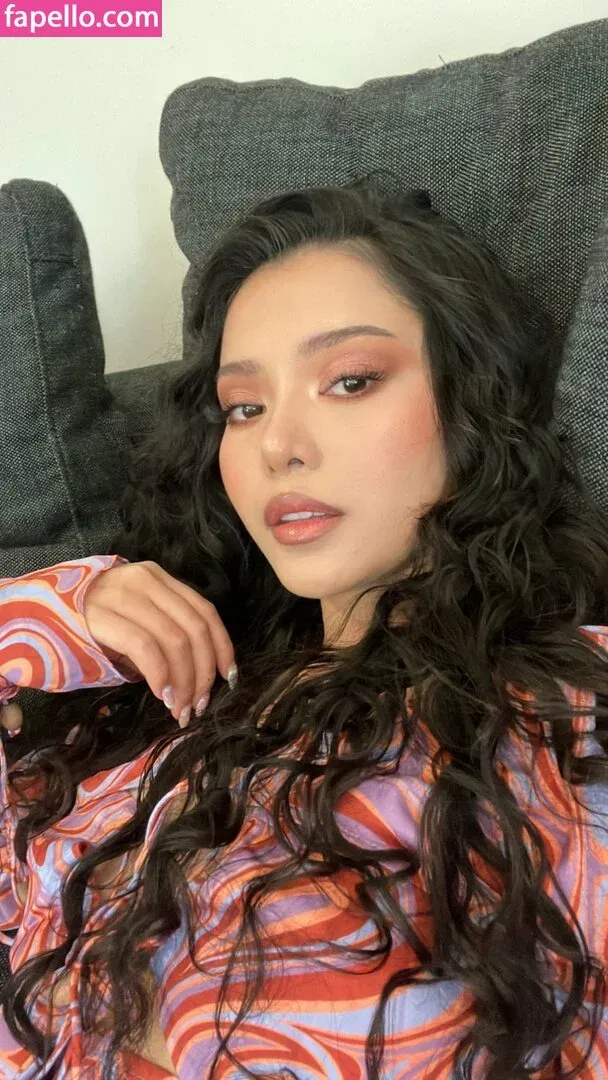 Bella Poarch Onlyfans Photo Gallery 