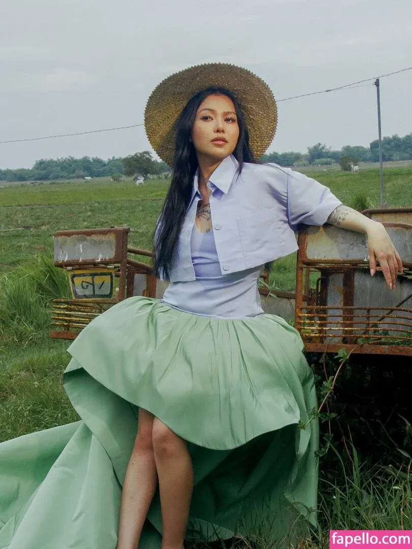 Bella Poarch Onlyfans Photo Gallery 