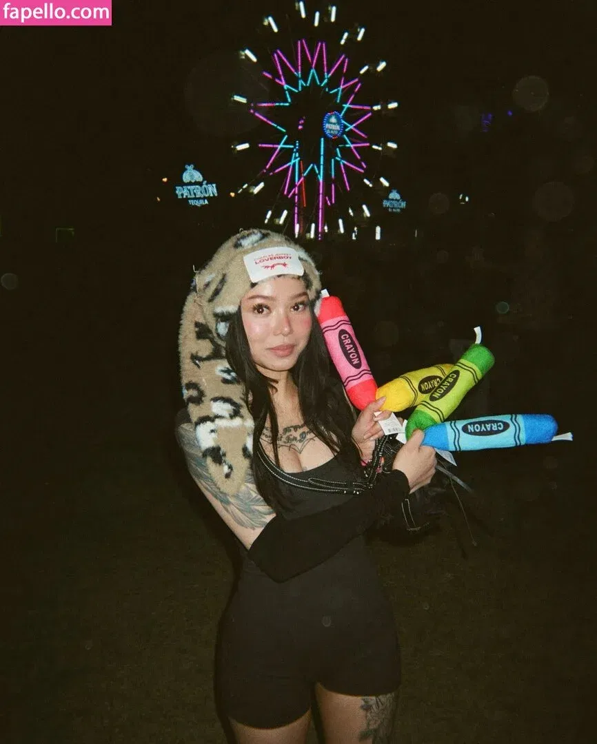 Bella Poarch Onlyfans Photo Gallery 