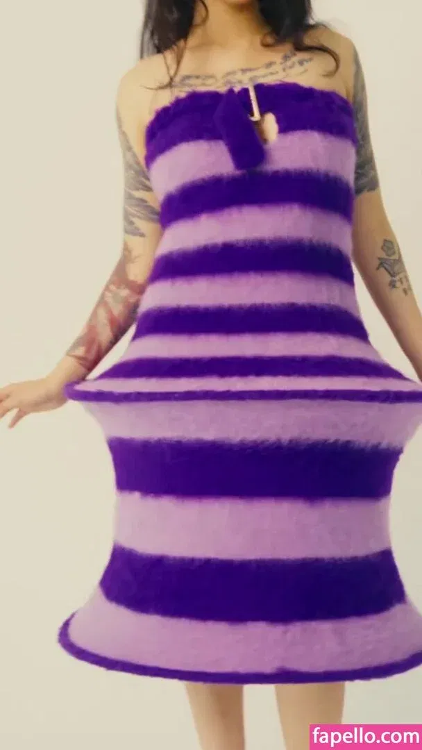 Bella Poarch Onlyfans Photo Gallery 