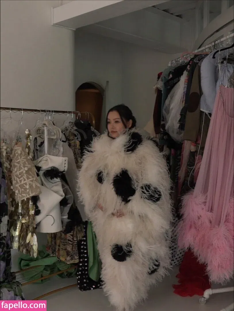 Bella Poarch Onlyfans Photo Gallery 