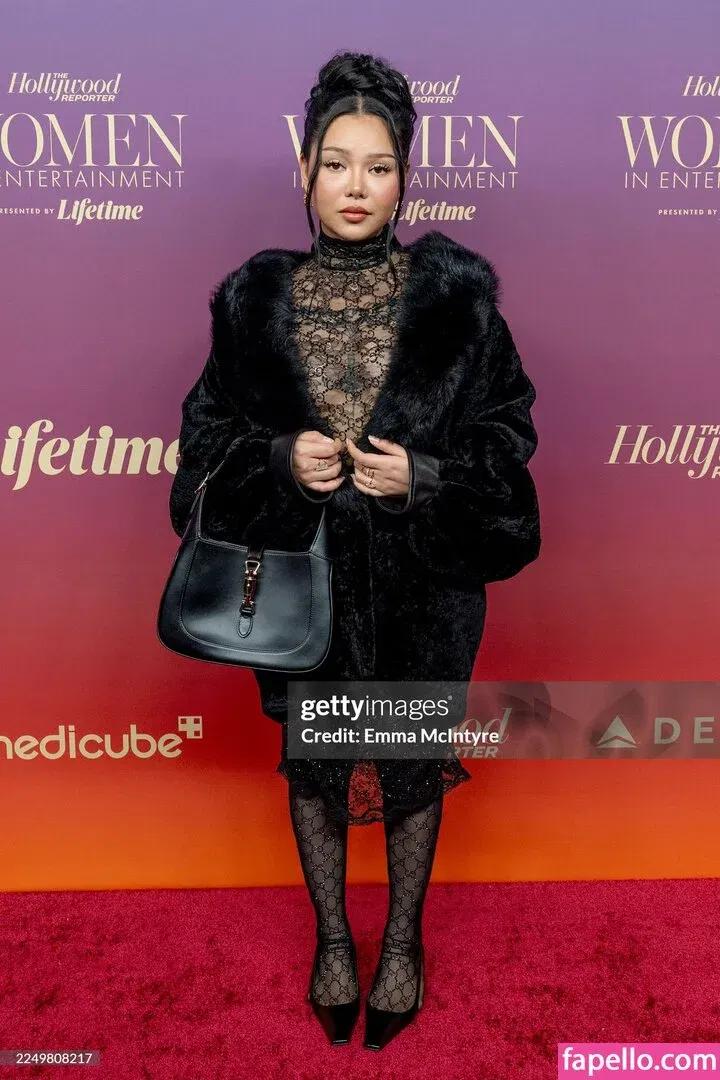 Bella Poarch Onlyfans Photo Gallery 