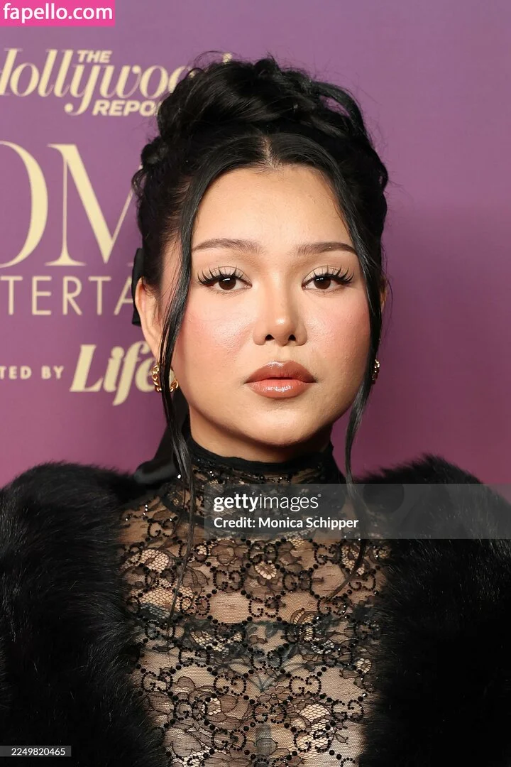 Bella Poarch Onlyfans Photo Gallery 