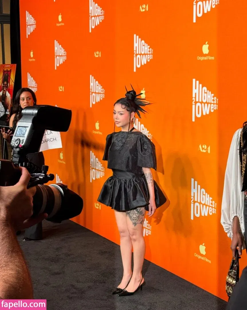 Bella Poarch Onlyfans Photo Gallery 