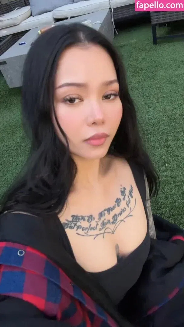 Bella Poarch Onlyfans Photo Gallery 