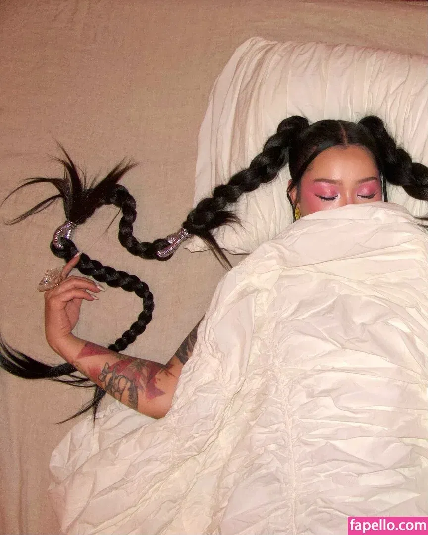 Bella Poarch Onlyfans Photo Gallery 