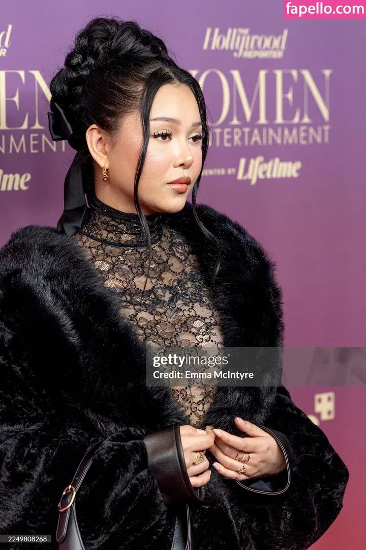 Bella Poarch Onlyfans Photo Gallery 