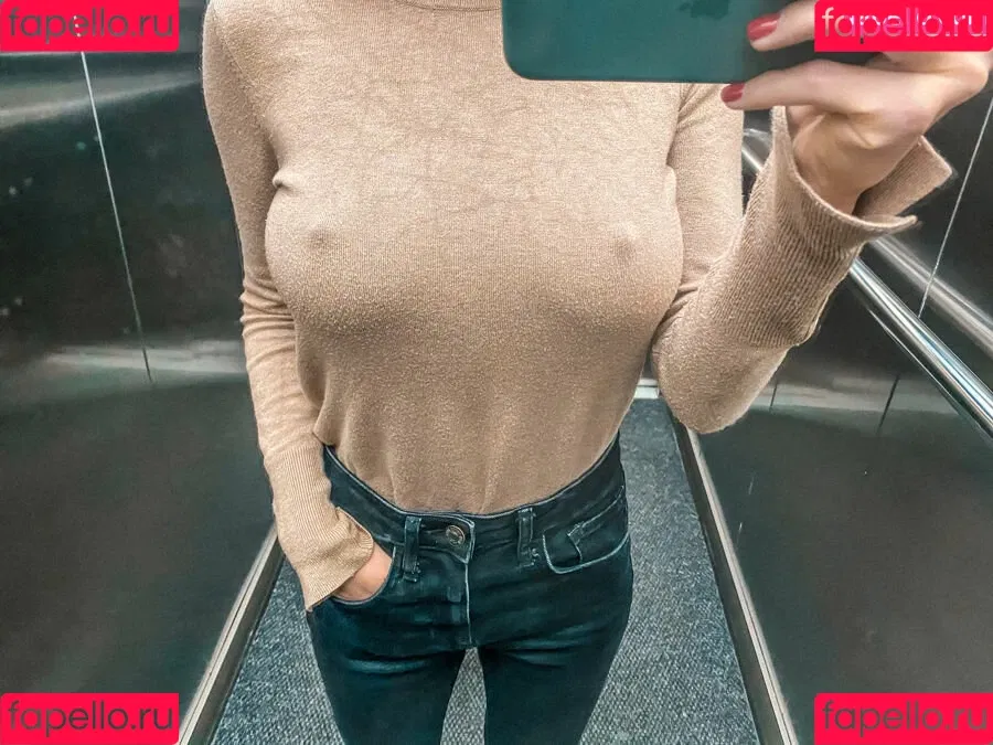 Sasha Shenderey Onlyfans Photo Gallery 