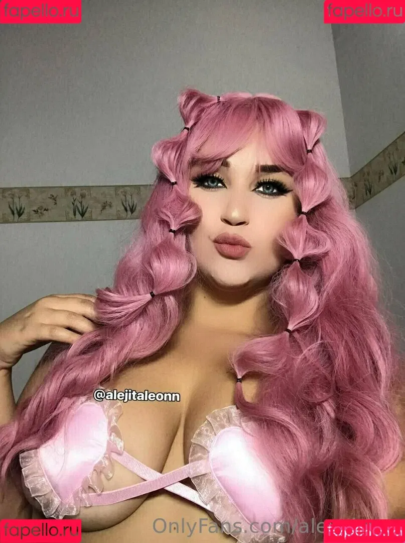 alexxisren Onlyfans Photo Gallery 