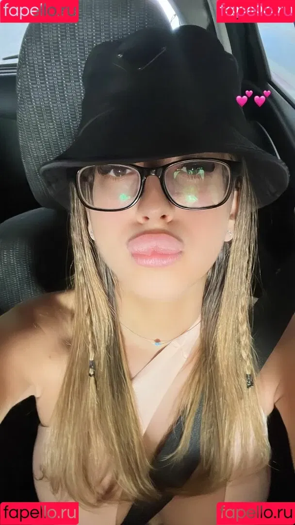 Romi Onlyfans Photo Gallery 