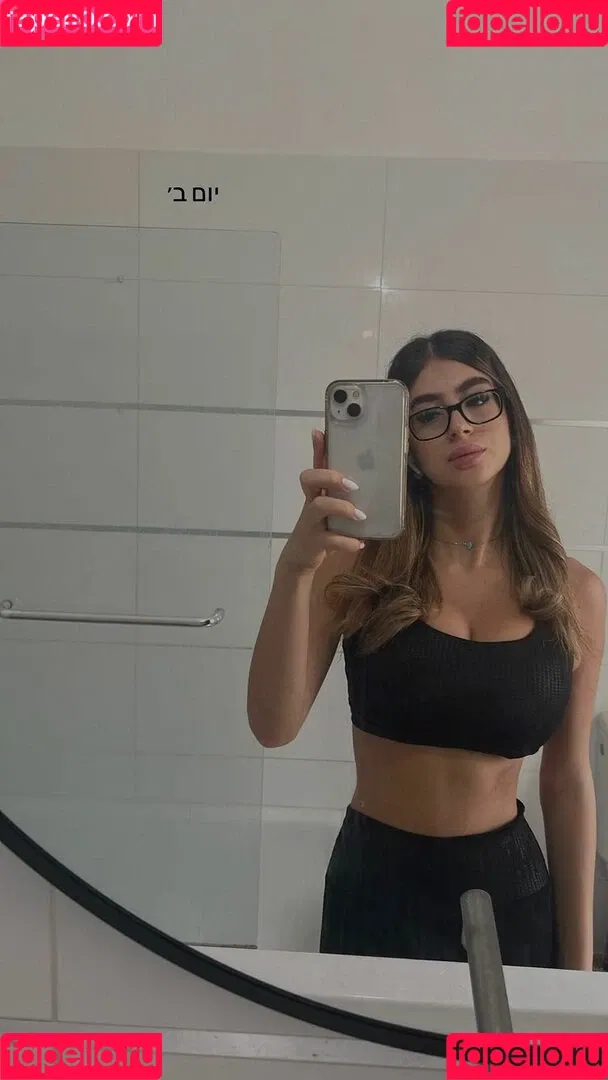 Romi Onlyfans Photo Gallery 
