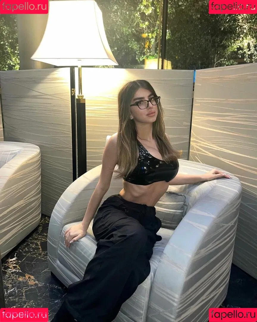 Romi Onlyfans Photo Gallery 