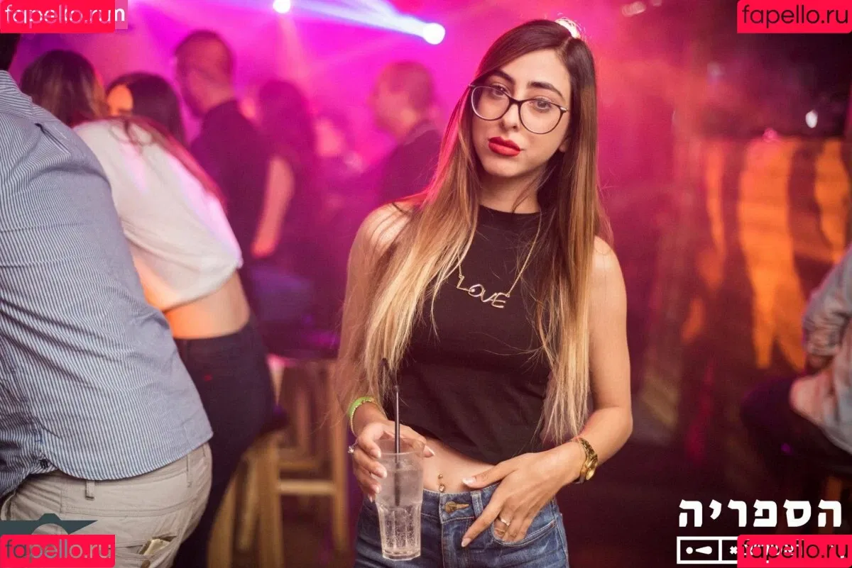 Romi Onlyfans Photo Gallery 