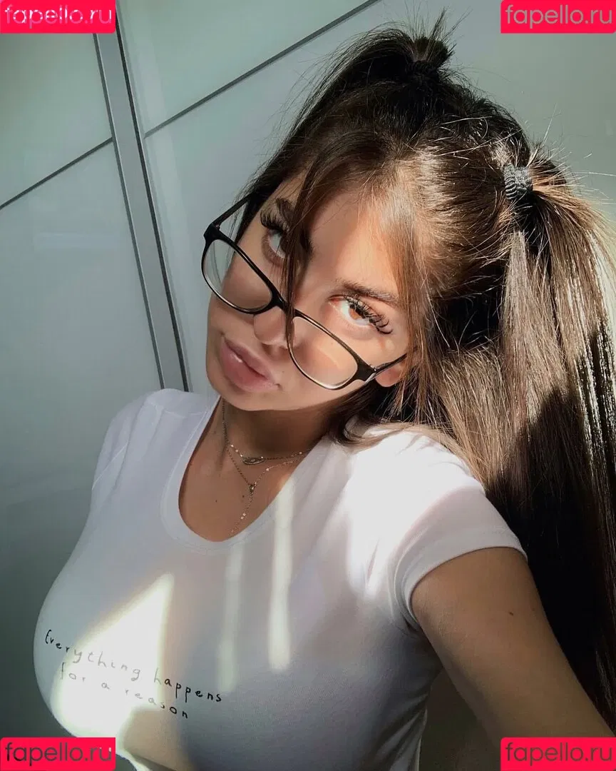 Romi Onlyfans Photo Gallery 