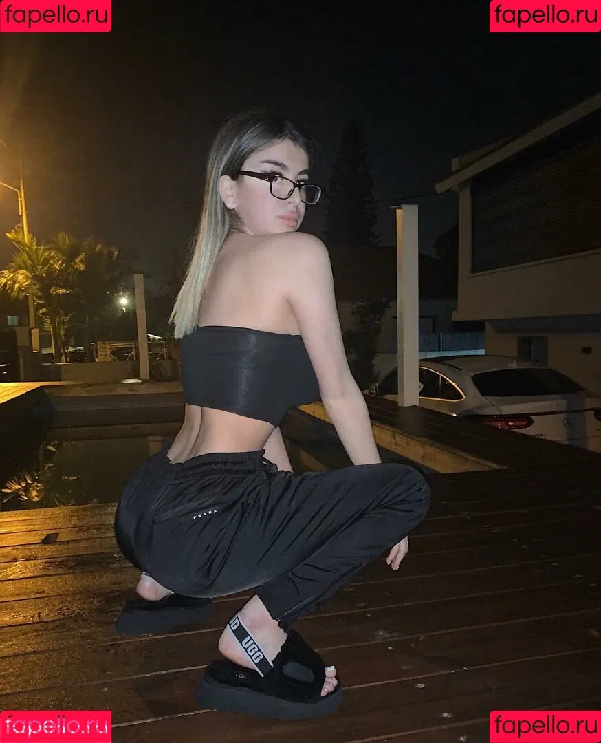 Romi Onlyfans Photo Gallery 