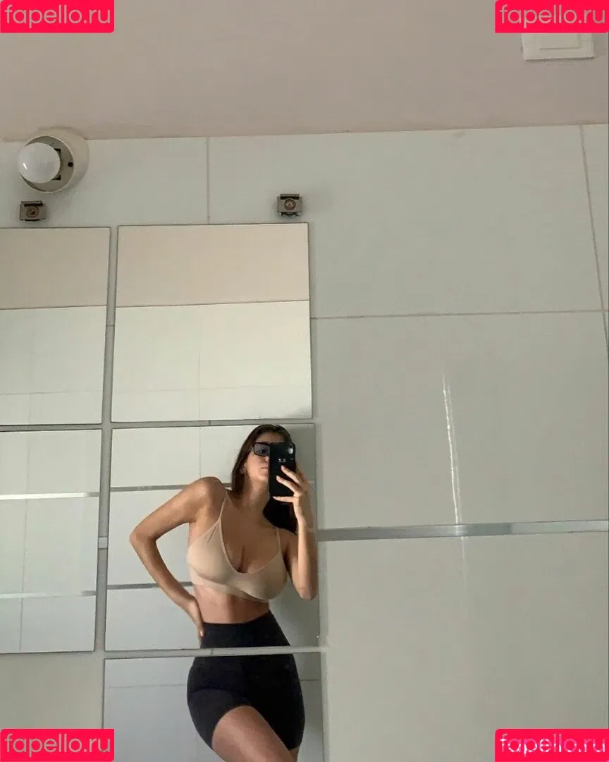 Romi Onlyfans Photo Gallery 