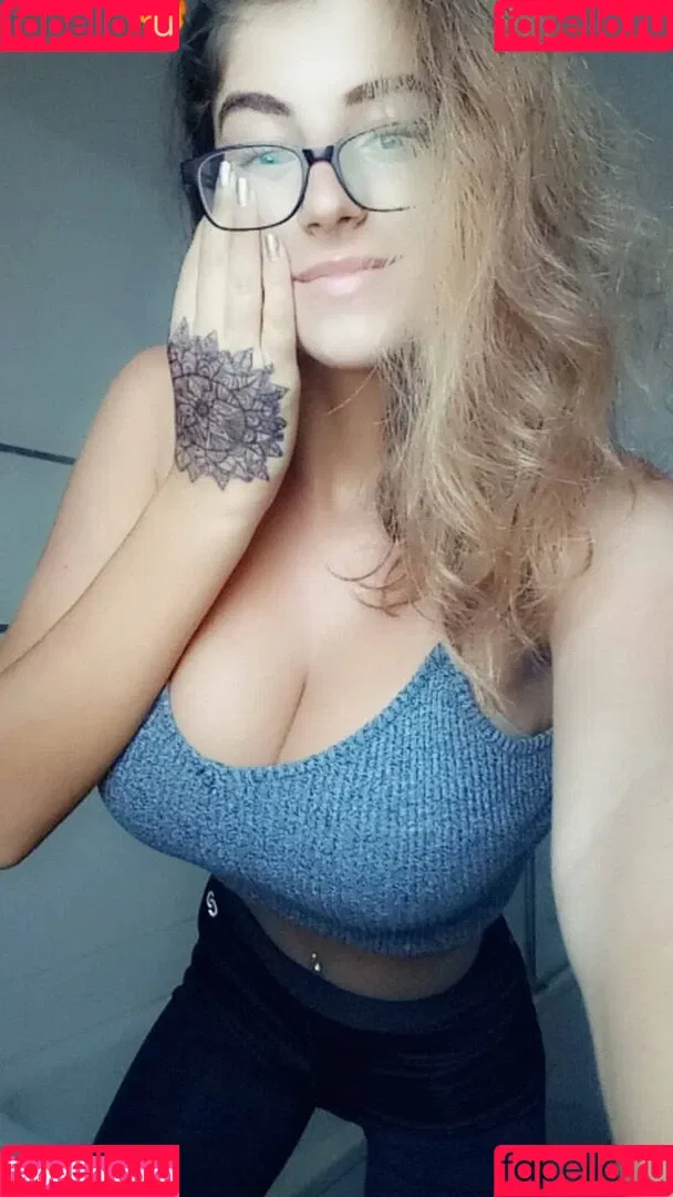 Romi Onlyfans Photo Gallery 