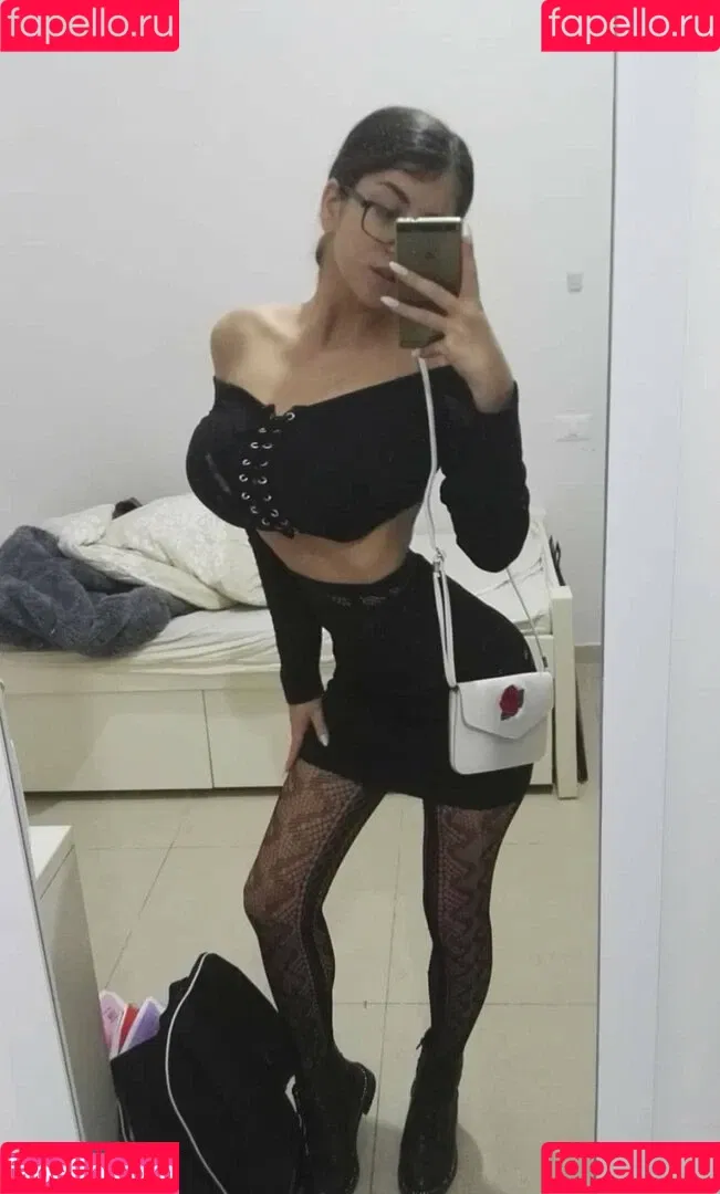 Romi Onlyfans Photo Gallery 
