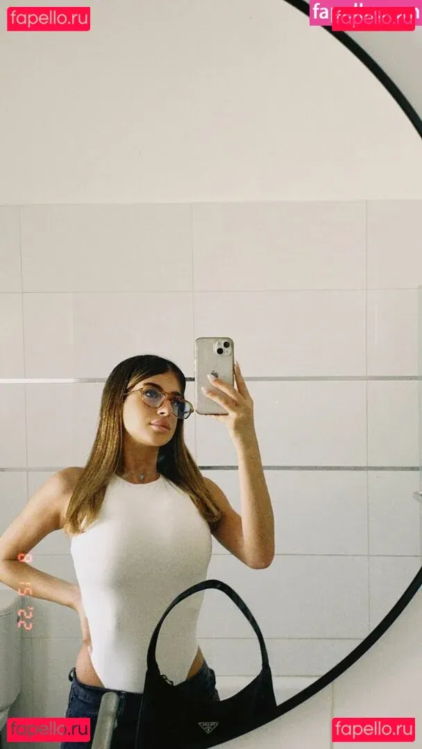 Romi Onlyfans Photo Gallery 