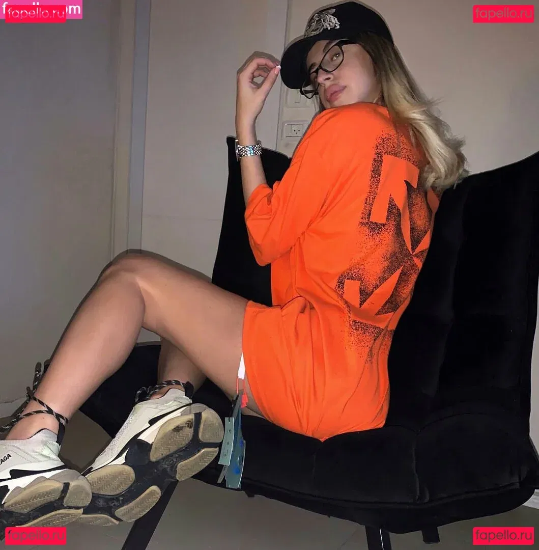 Romi Onlyfans Photo Gallery 