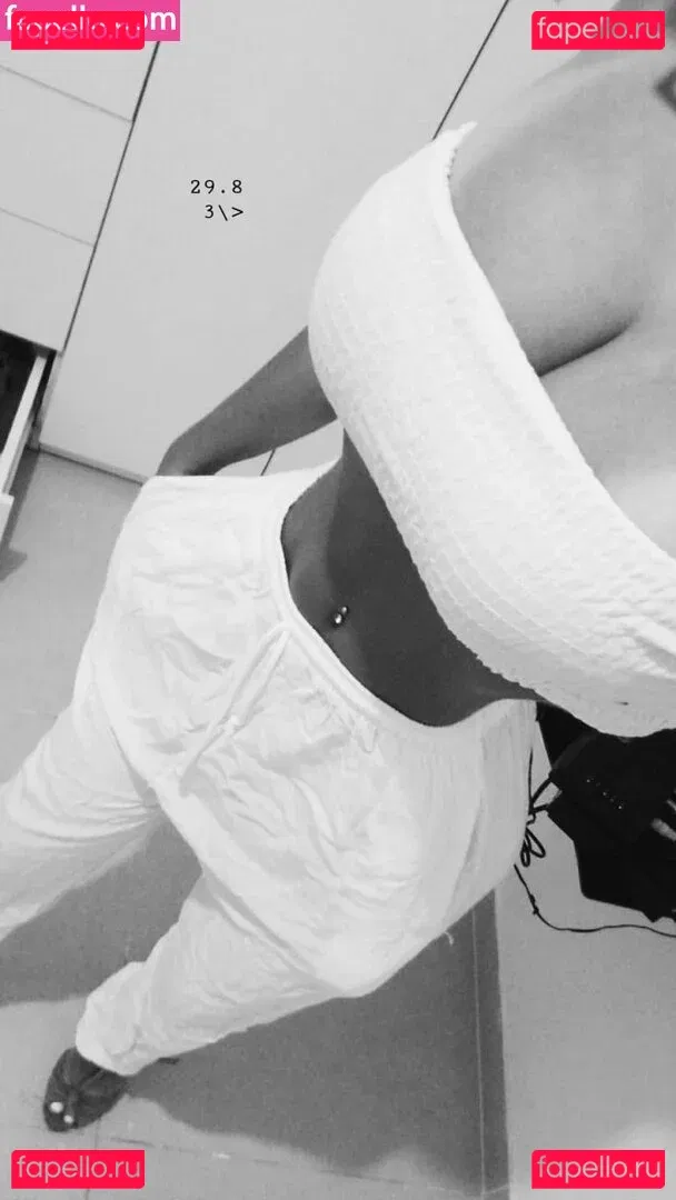 Romi Onlyfans Photo Gallery 