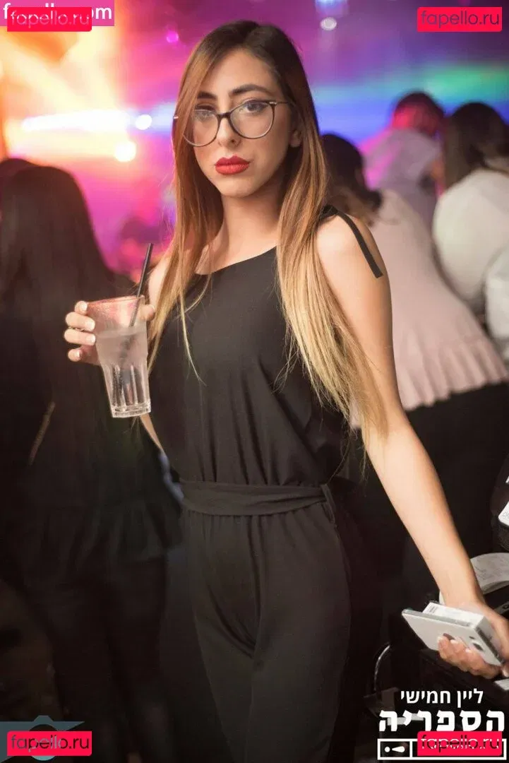 Romi Onlyfans Photo Gallery 